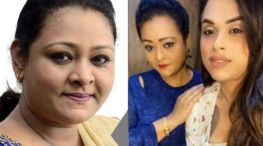நடிகை ஷகிலாவின் மகளா இது? குக்கூவித் கோமாளி அஷ்வினுடன் வைரலாகும் செல்ஃபி புகைப்படம்